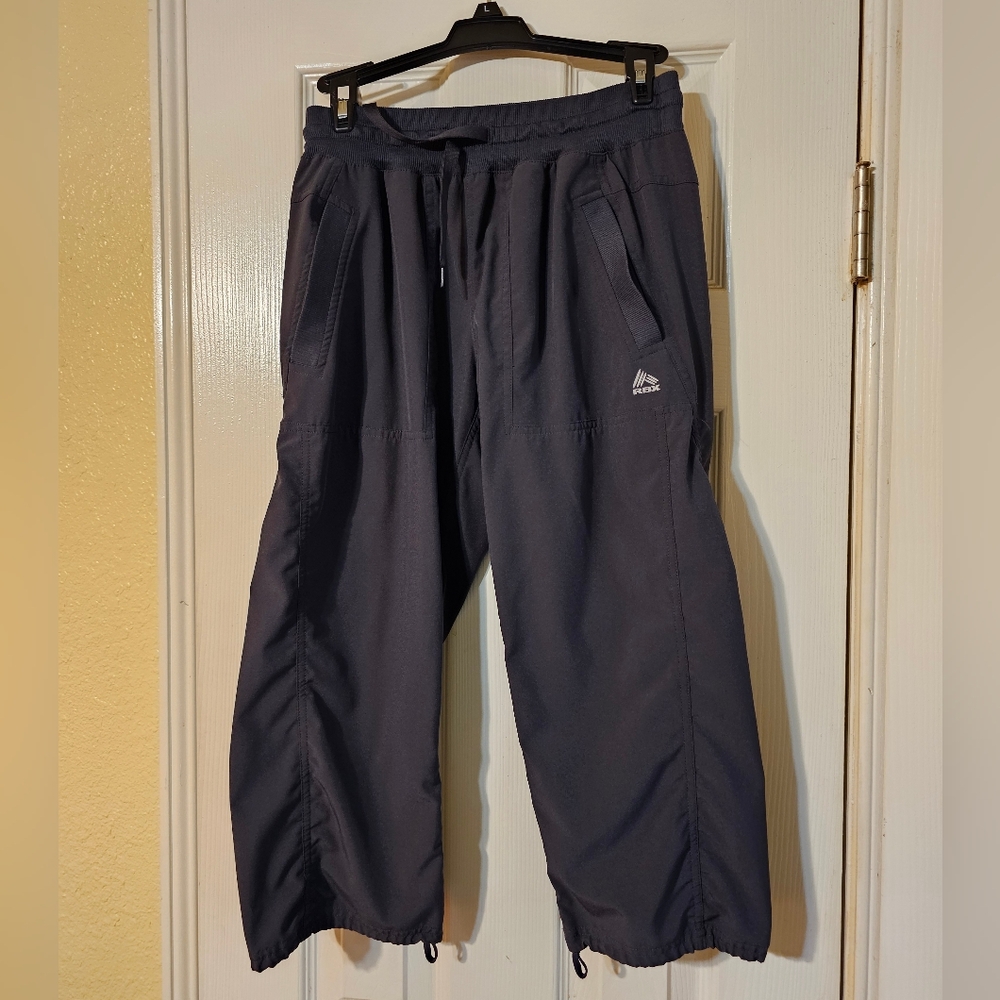 Women's Capri style athletic pants